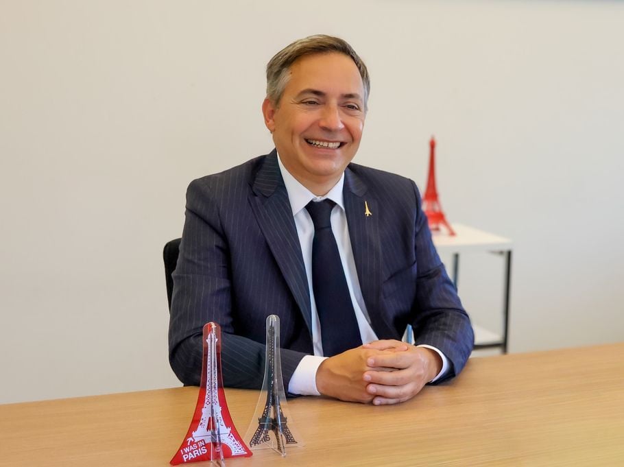 エッフェル塔公社　パトリック・ブランコ・ルイボ社長