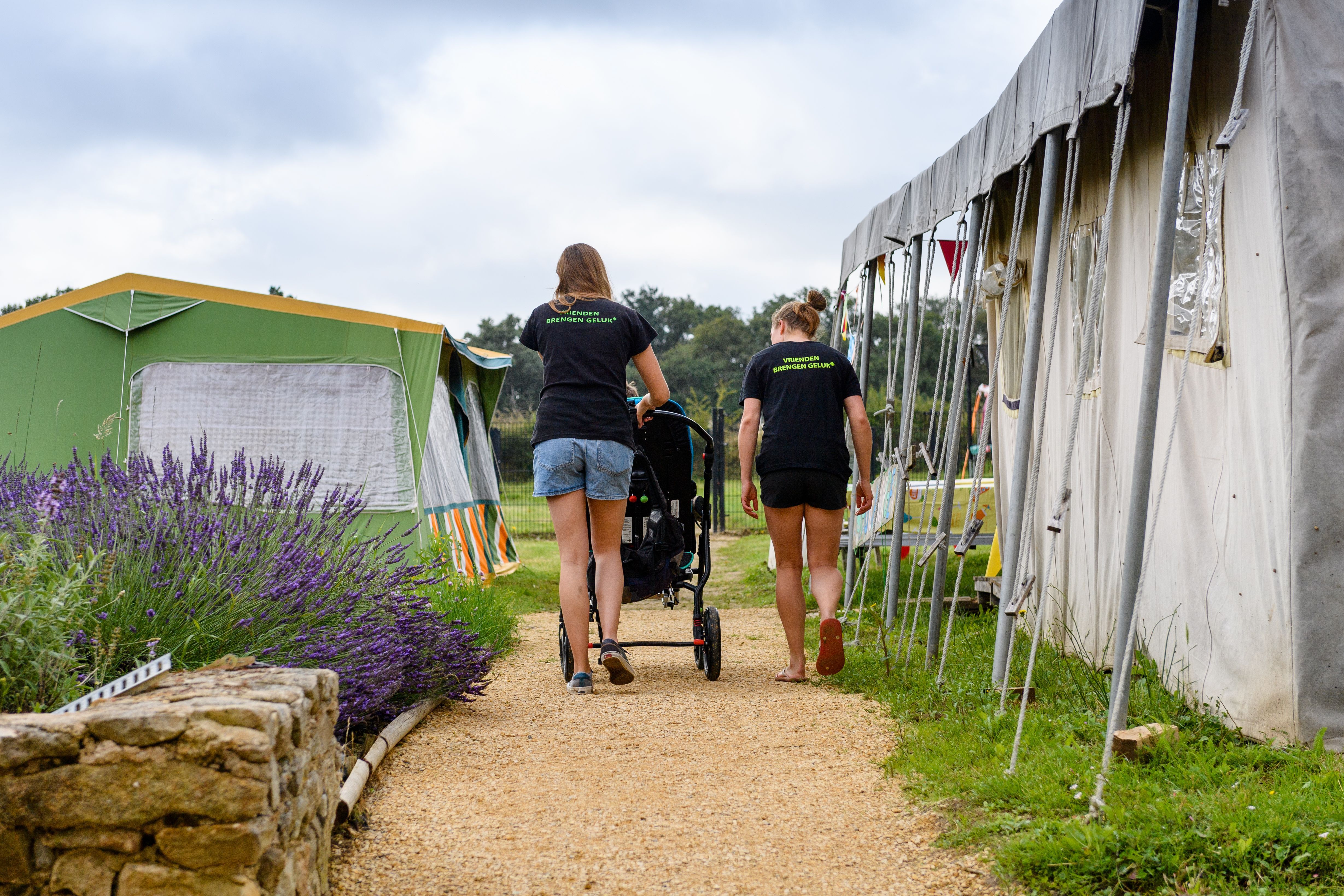 Rolstoelvriendelijke camping Parc de la Brenne in de Indre.