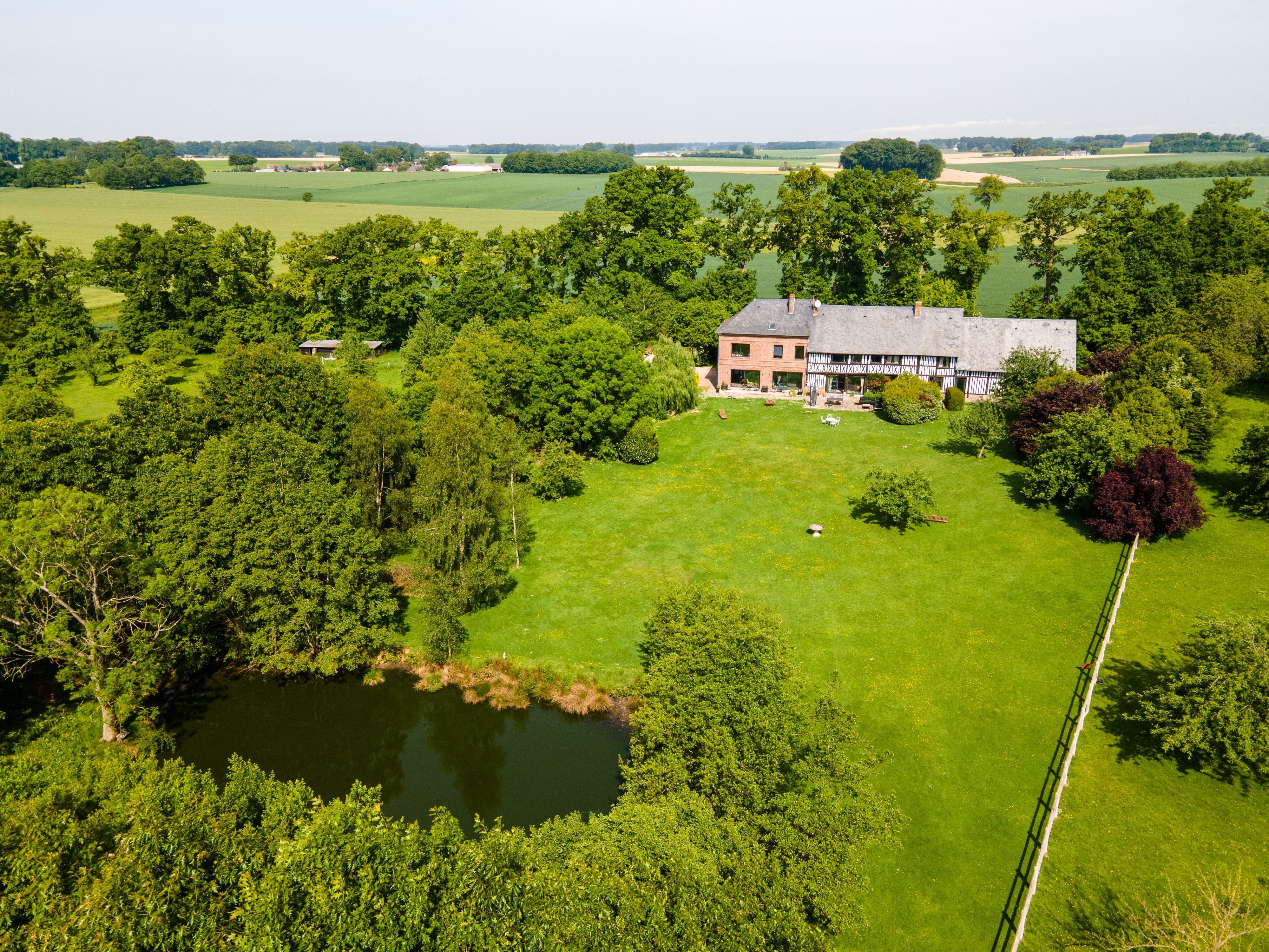 Alle ruimte voor honden bij Le Manoir de la Campagne.