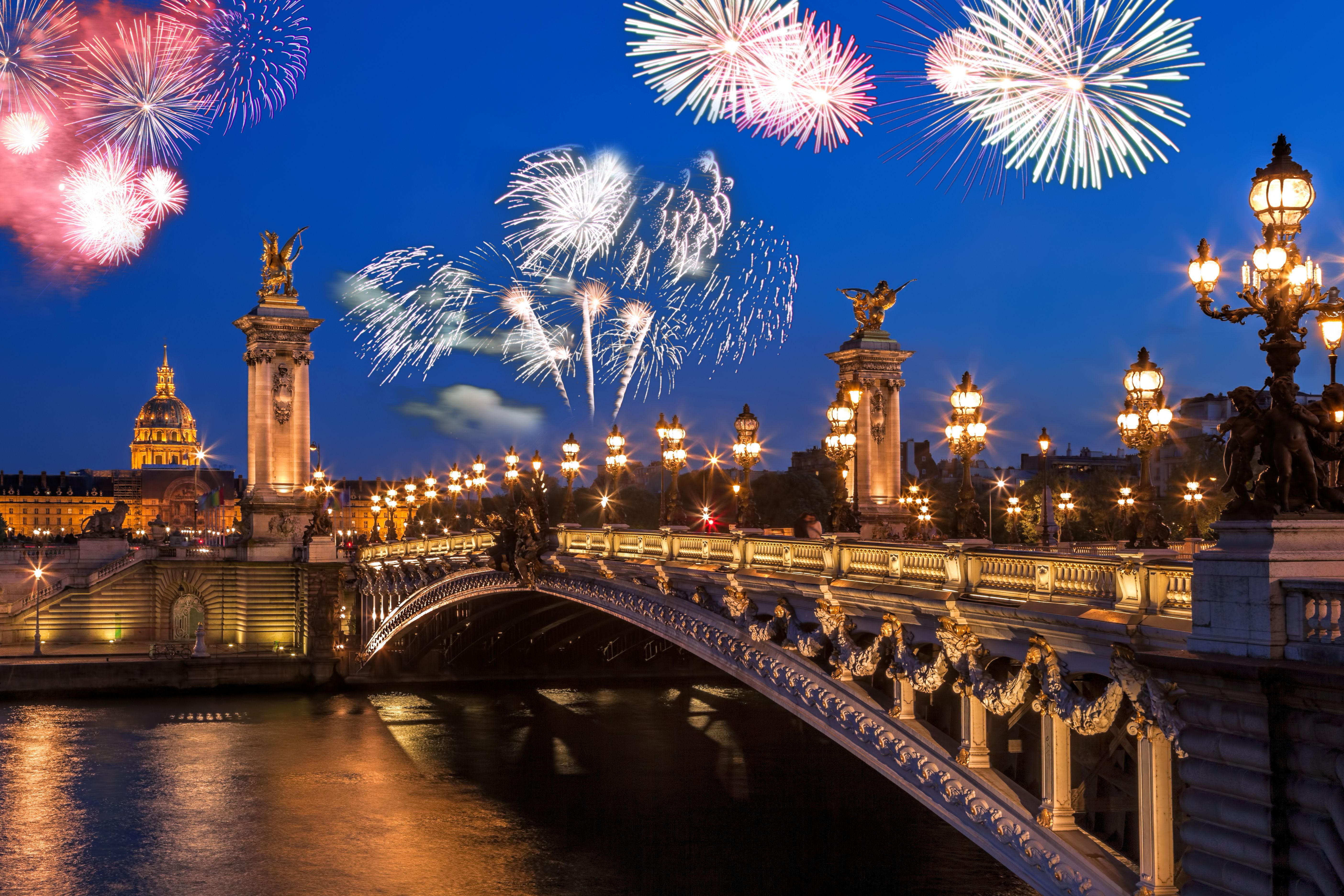 Puente Alexandre III en París.