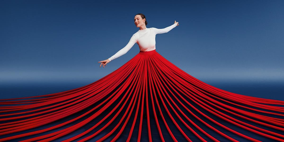 Business Plume - lady in red dress 