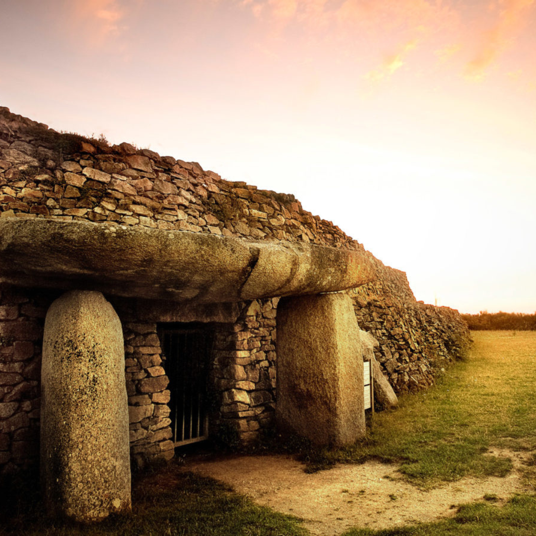 Cairn du Petit Mont i Arzon, Bretagne