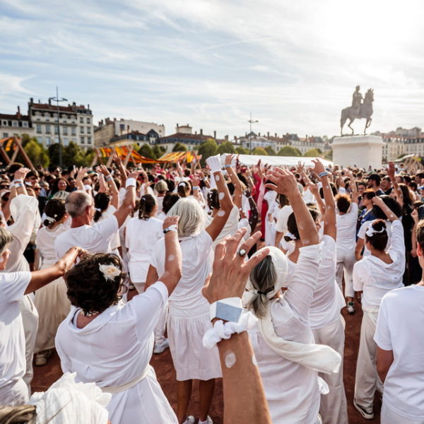 Place Bellecour, à Lyon.