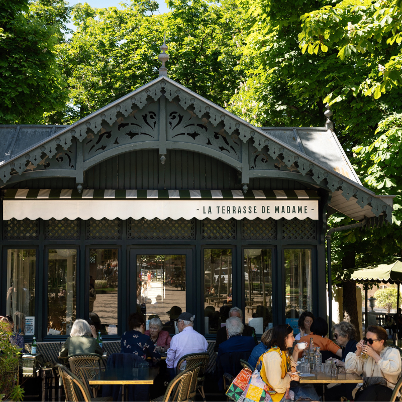 La Terrasse de Madame au jardin du Luxembourg, à Paris.