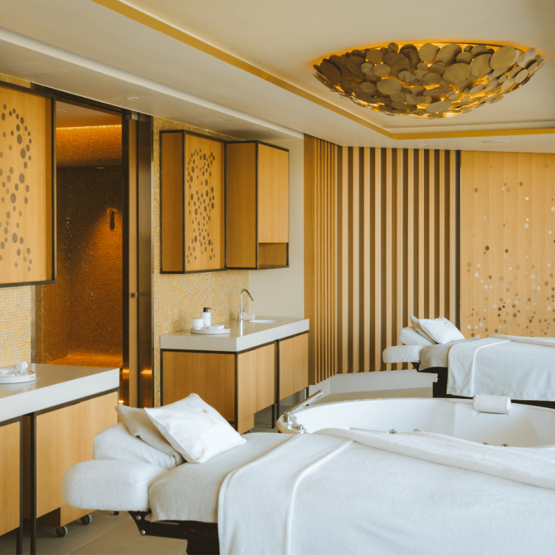 Cabine de soins au Spa de l'hôtel Royal Champagne.