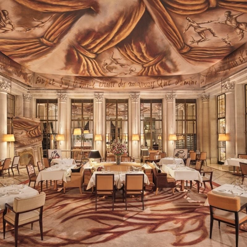 Restaurant Le Dalí in hotel Le Meurice in Parijs. 