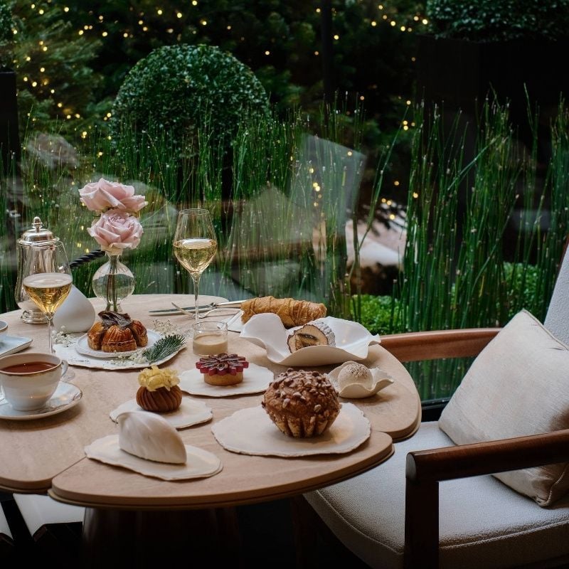 Hora del té en el restaurante La Galerie del hotel George V
