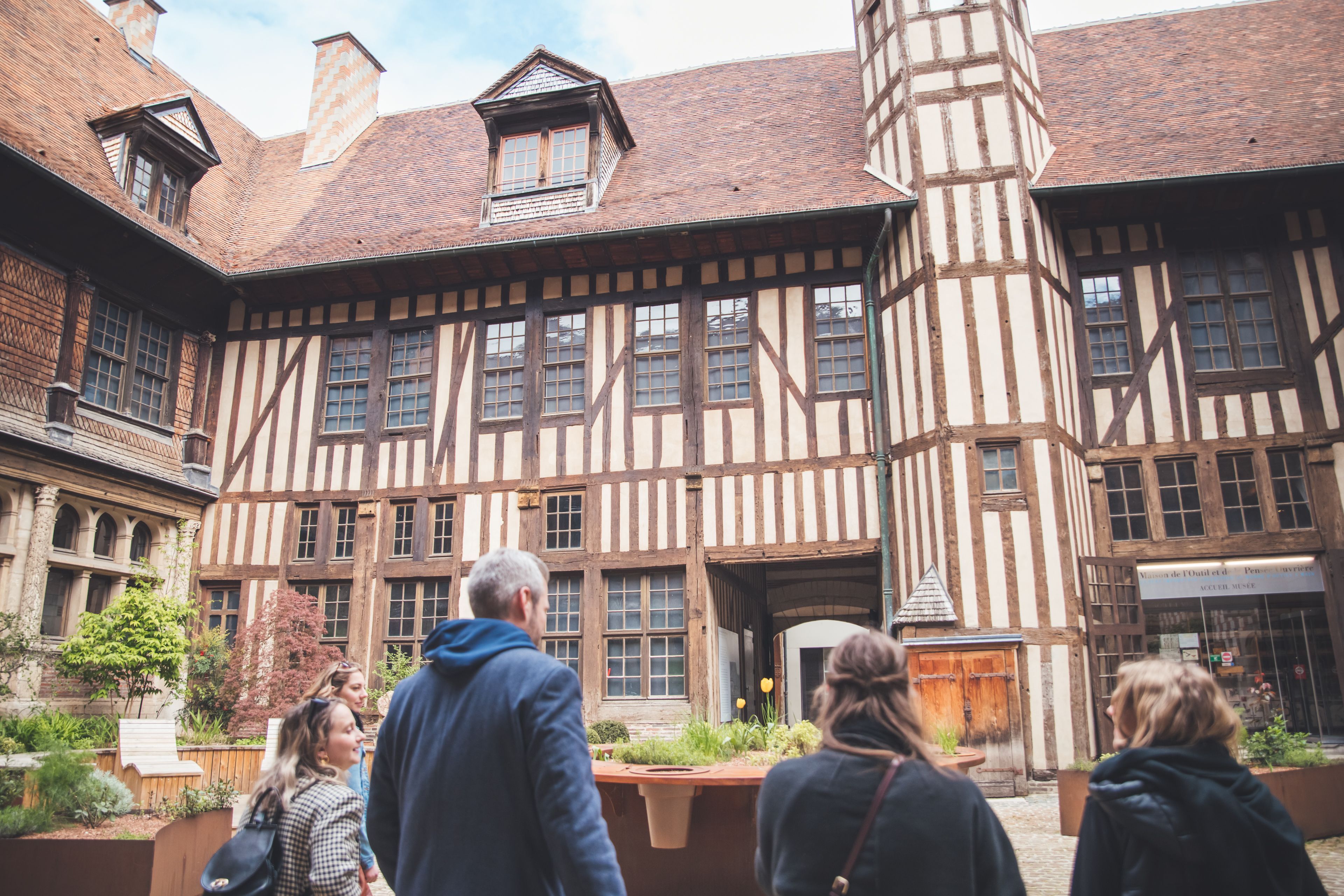 Dwalen door de middeleeuwse binnenstad van Troyes. 