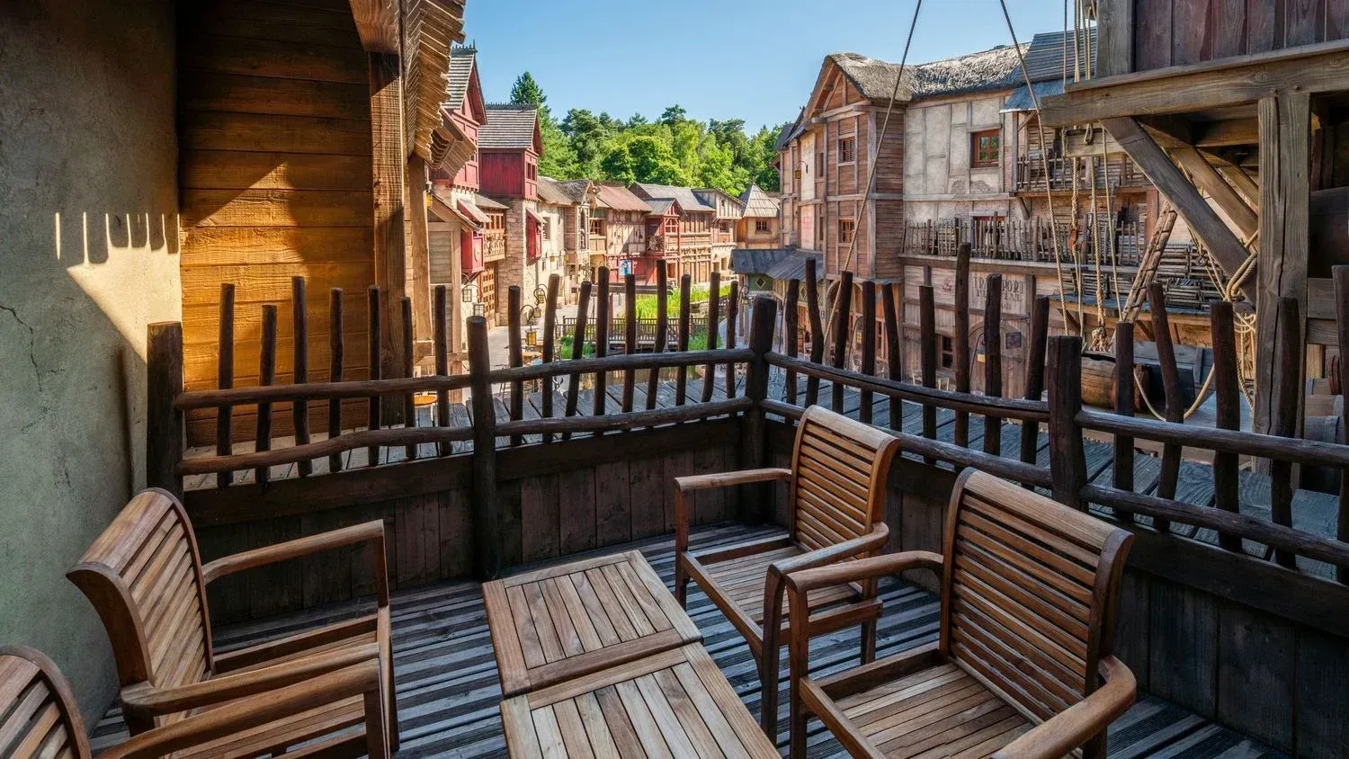 Hotel Les Quais de Lutèce en el Parc Astérix