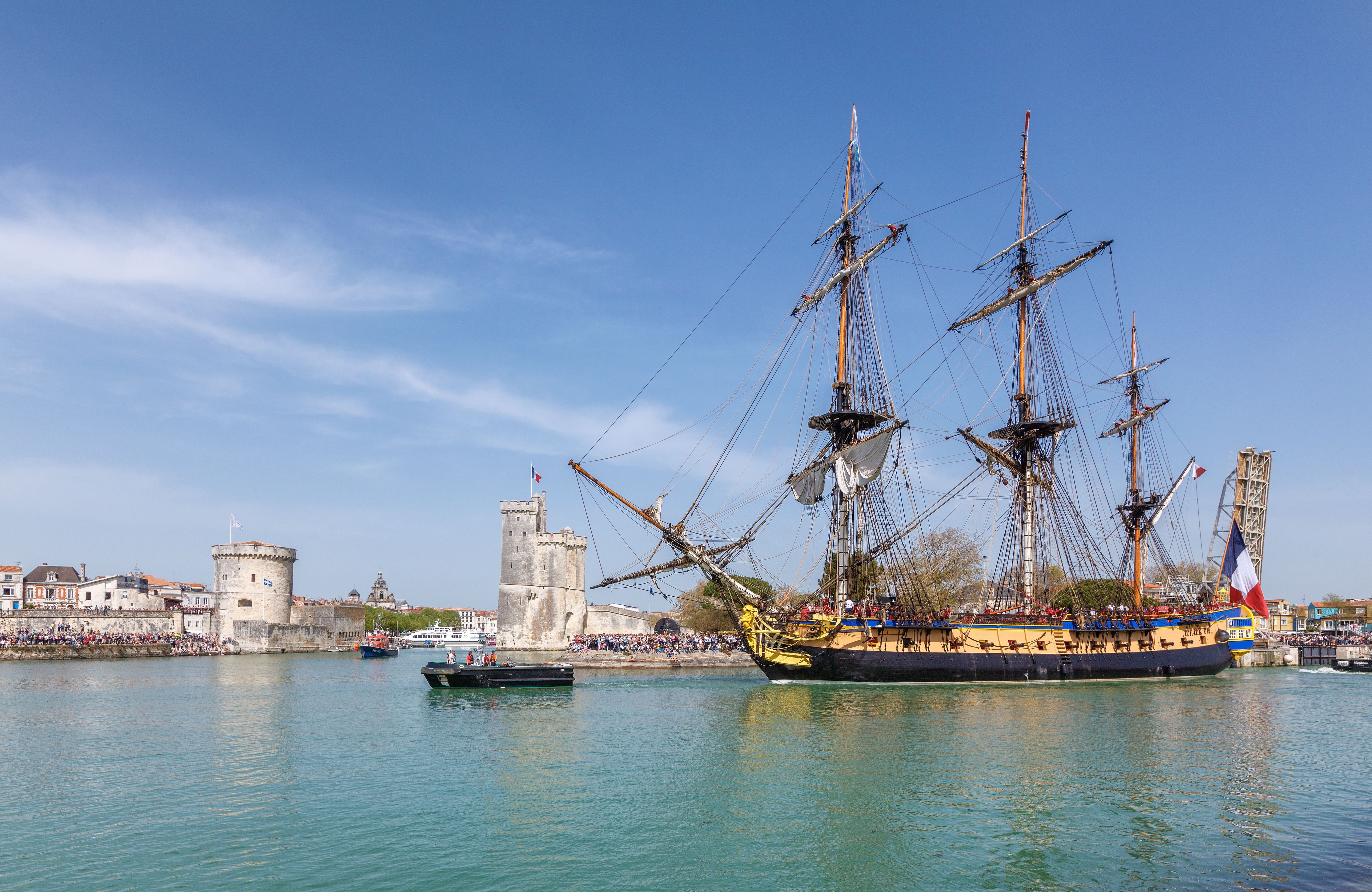 The Hermione Ship in La Rochelle AdobeStock_81724075