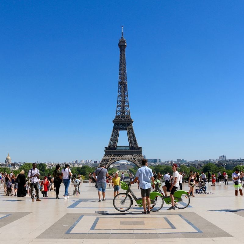 Eiffeltårnet med cykel
