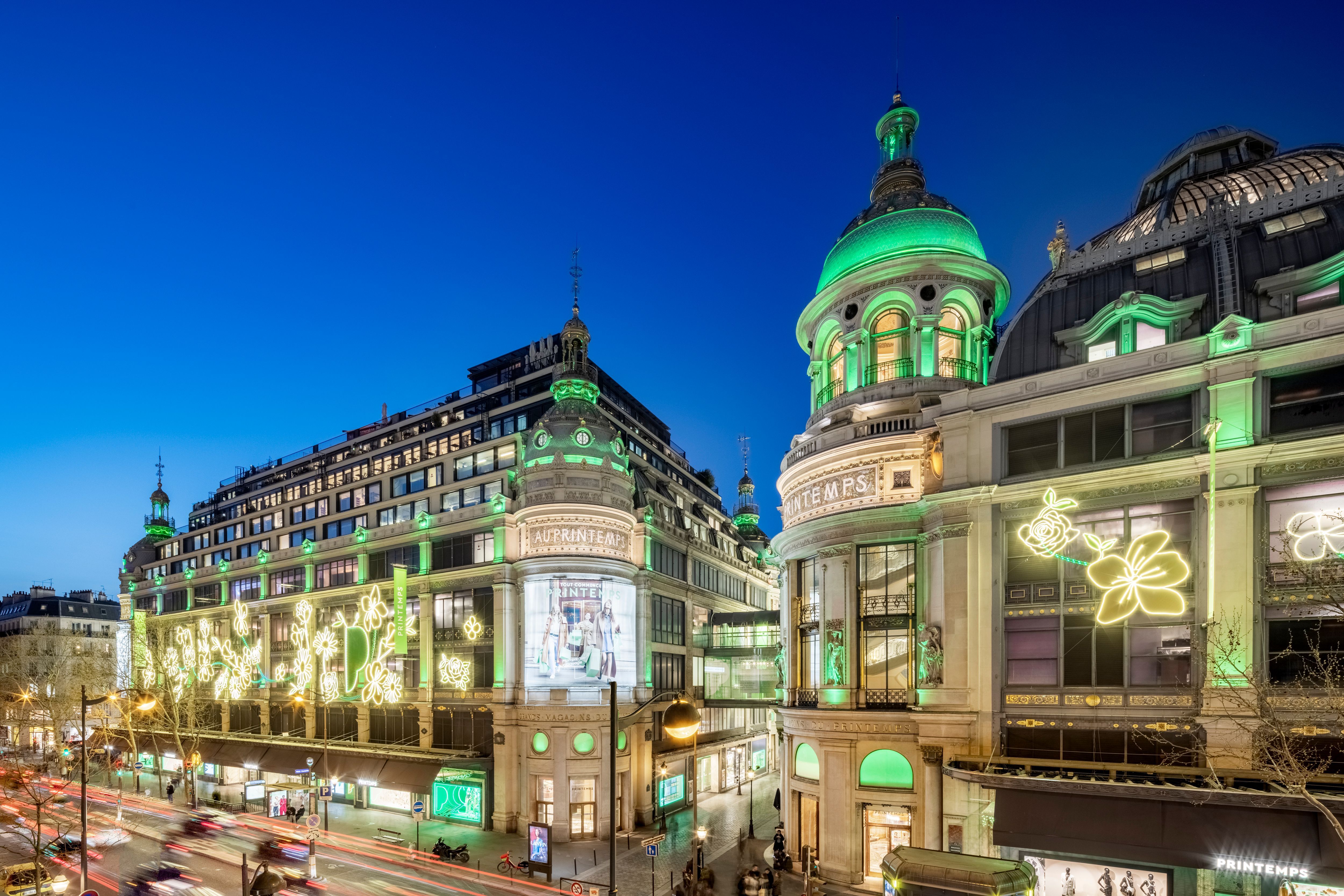 洋書　Le Palais du printemps フランス語 ✓ Printemps - Data, Photos & Plans - WikiArquitectura