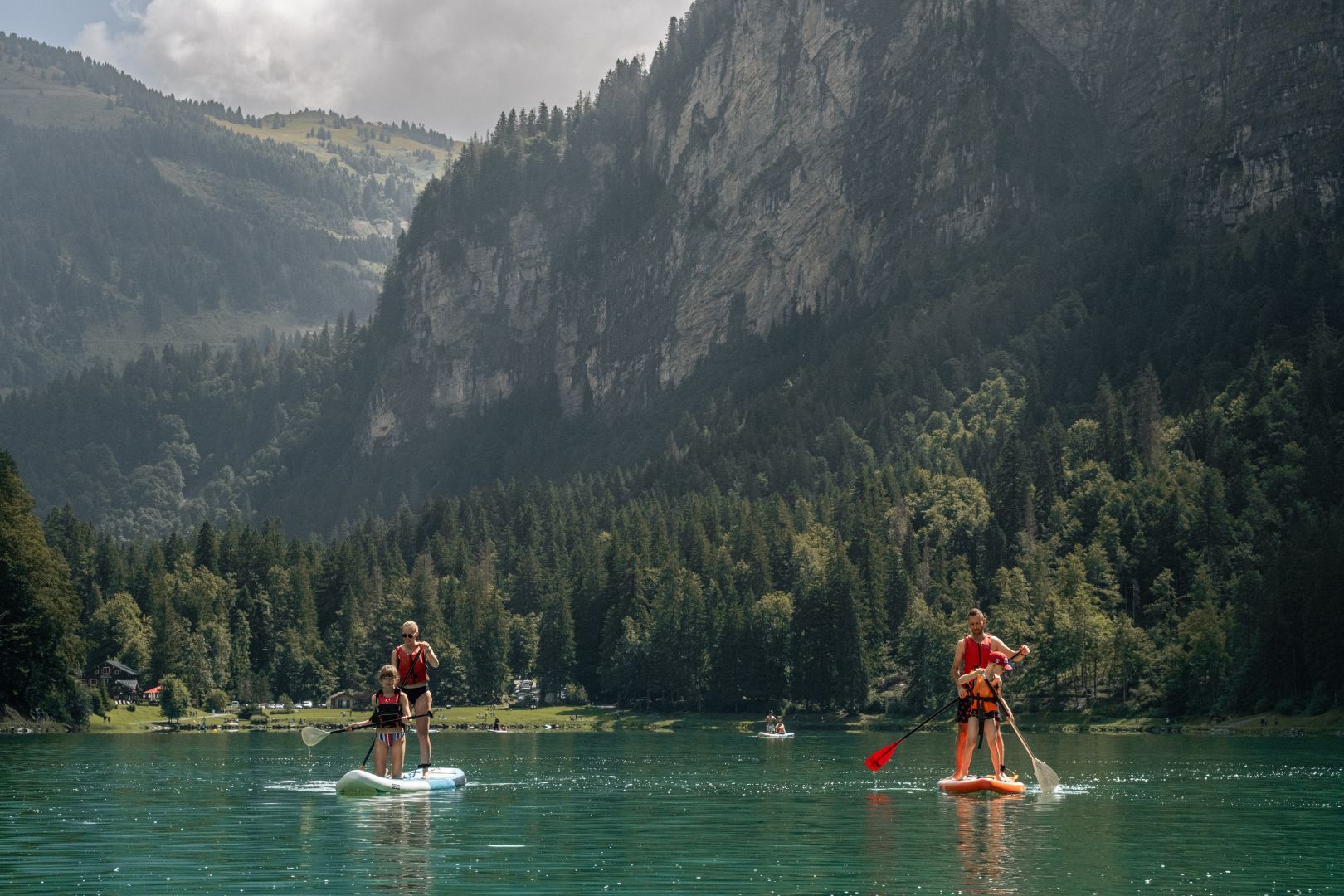 Paddla Sup på Montriondsjön, Vallee d'Aulps