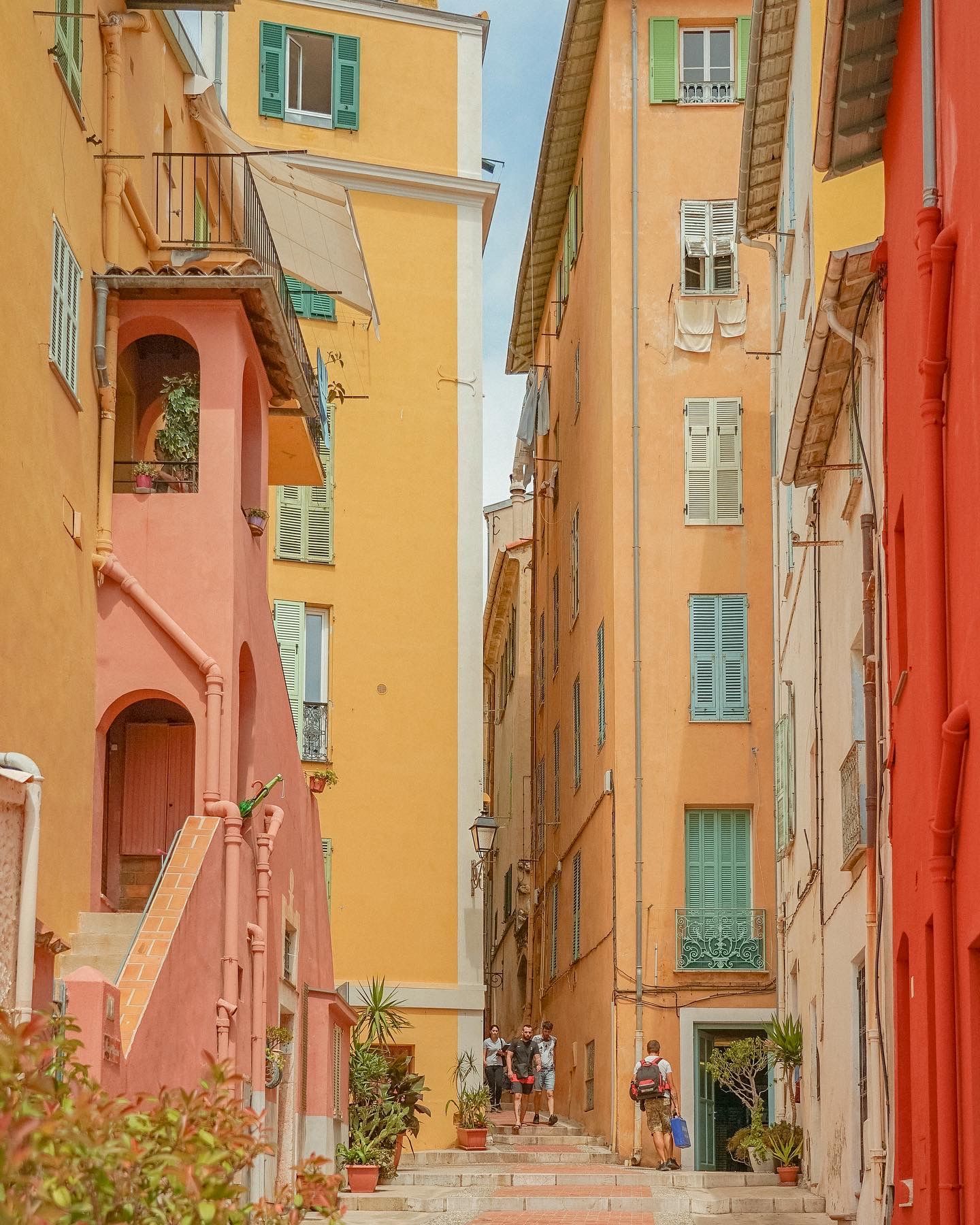  travel_bellauri