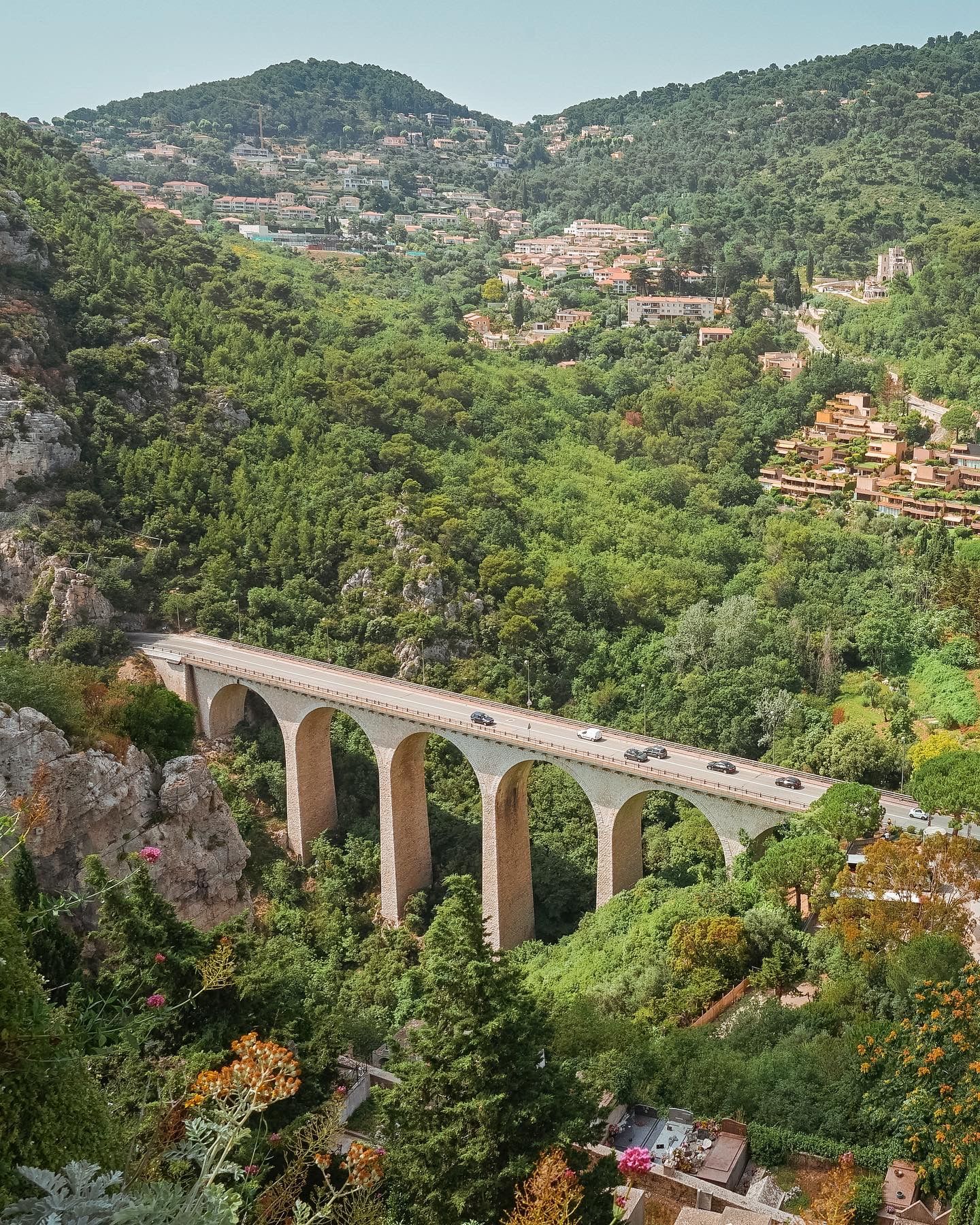  travel_bellauri