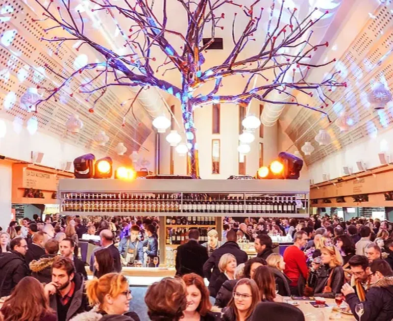 Nieuw tussen de Garonne en het station Saint-Jean: de markthal Halle Boca, een heerlijk adres voor wie op culinair bezoek is in Bordeaux.