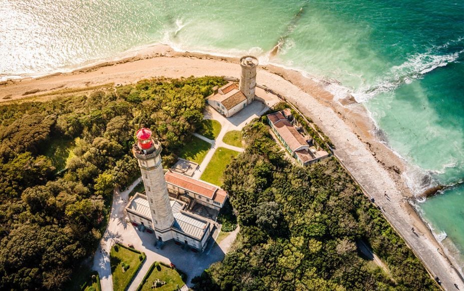 Faro de las Ballenas, en la isla de Ré, en la Costa Atlántica.