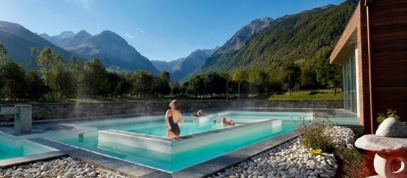 5 natural hot springs to discover in the Pyrénées