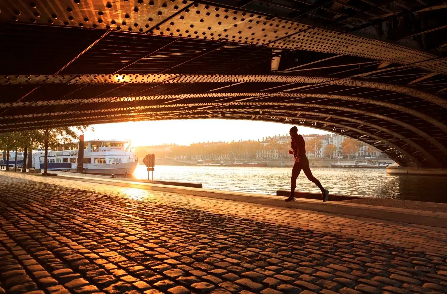 Corriendo por los muelles del Ródano en Lyon