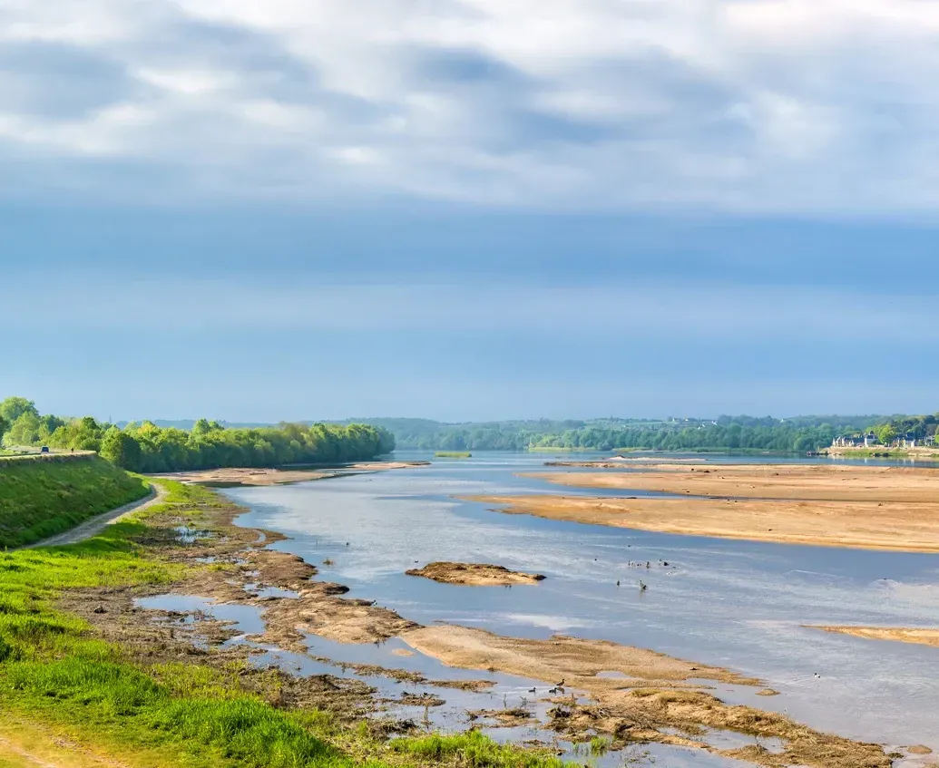 Van Angers tot Saumur, het Loiredal heeft de meest adembenemende uitzichten. Het landschap verandert met het licht en de verschillende zandbanken die kenmerkend zijn voor dit deel van de Loire.